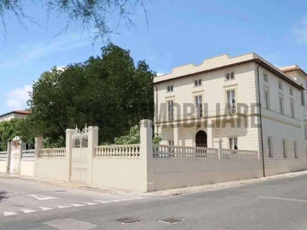 casa indipendente in vendita a Livorno in zona Ardenza