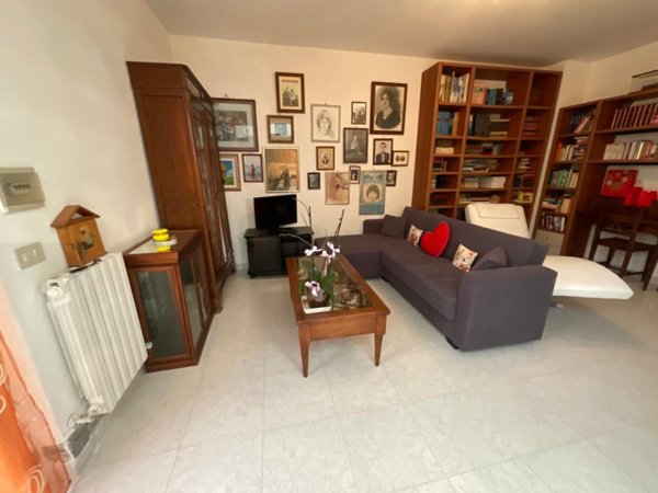 casa indipendente in vendita a Livorno in zona La Leccia