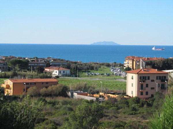 terreno edificabile in vendita a Livorno in zona Antignano