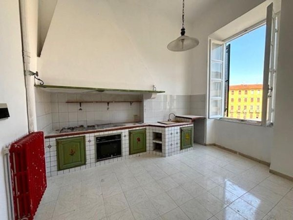 appartamento in vendita a Livorno in zona Centro Città