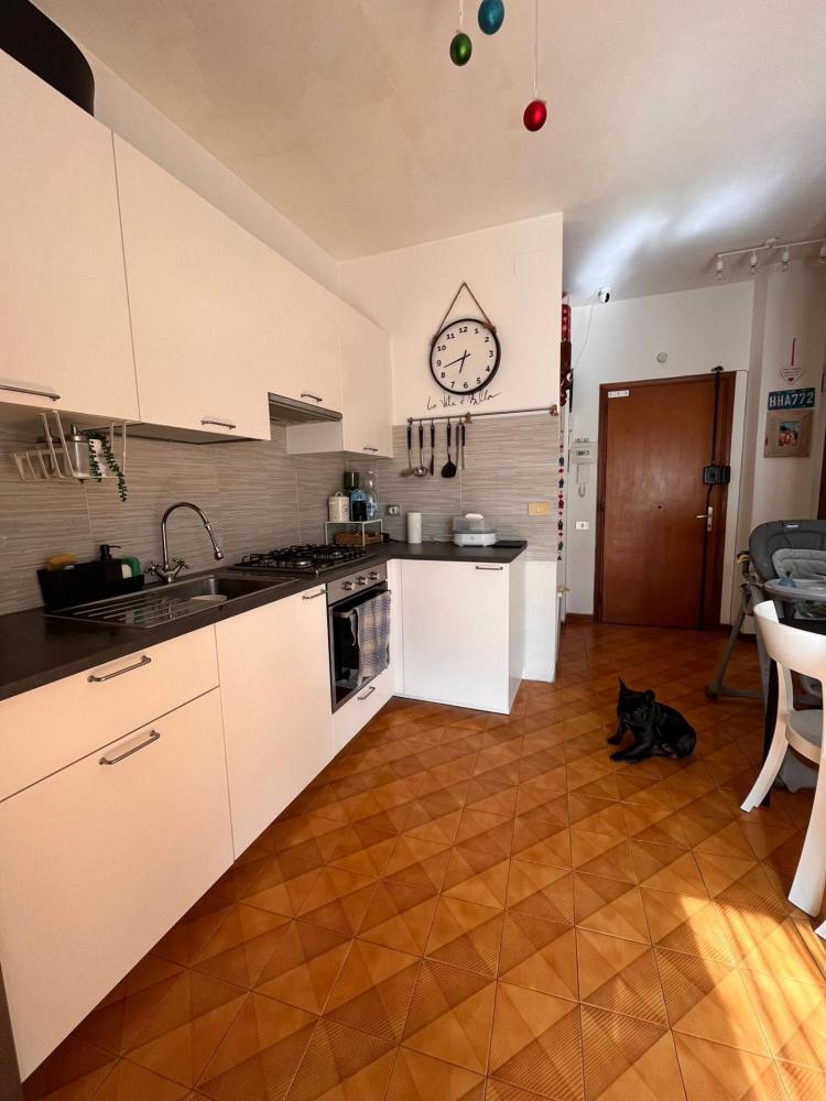 appartamento in vendita a Livorno in zona Antignano
