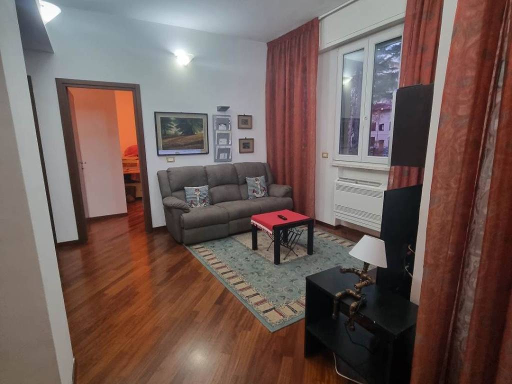 appartamento in vendita a Livorno in zona Villa Maria