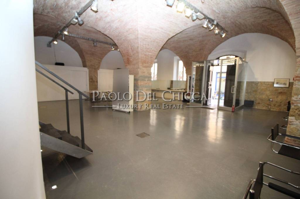 negozio in vendita a Livorno