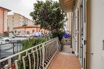 appartamento in vendita a Livorno in zona Ospedale