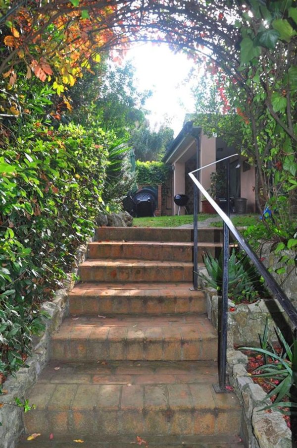 casa indipendente in vendita a Livorno in zona Montenero