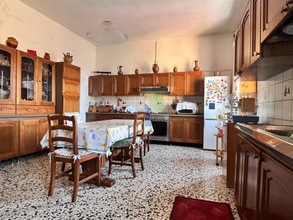 appartamento in vendita a Livorno in zona Stazione