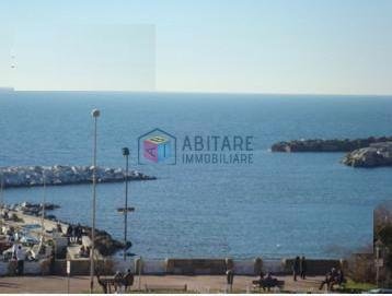 appartamento in vendita a Livorno in zona Ardenza