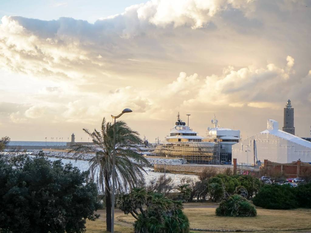 appartamento in vendita a Livorno in zona Lungomare