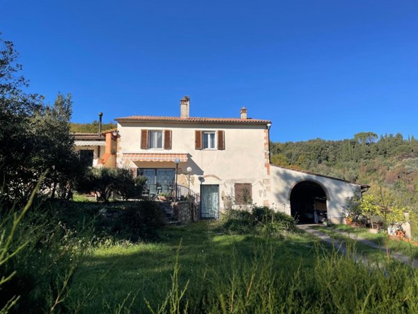 casa indipendente in vendita a Livorno