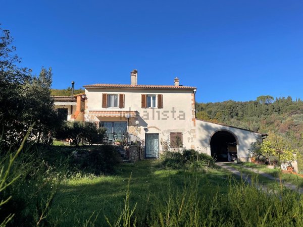 casa indipendente in vendita a Livorno