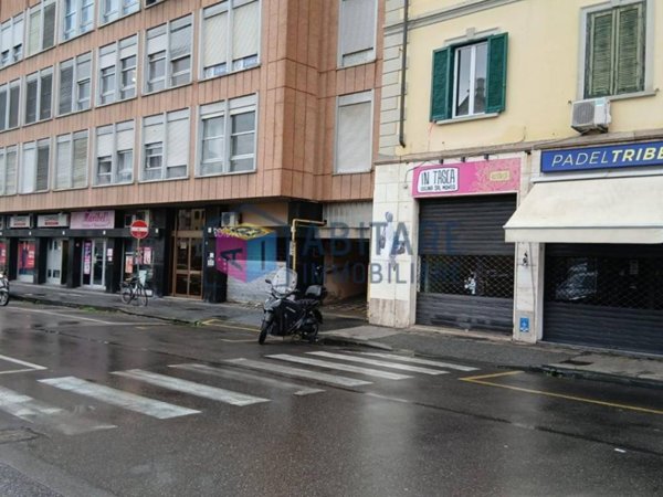 negozio in vendita a Livorno