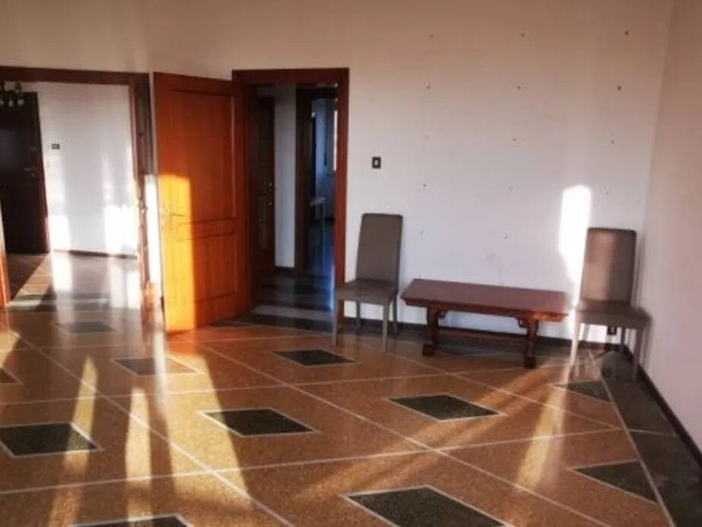 appartamento in vendita a Livorno in zona Lungomare
