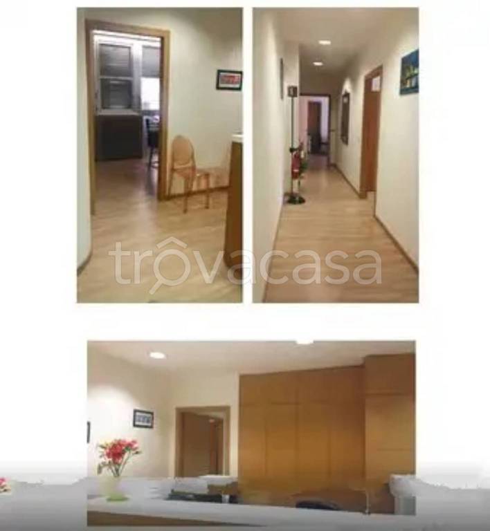 ufficio in vendita a Livorno in zona Centro Città