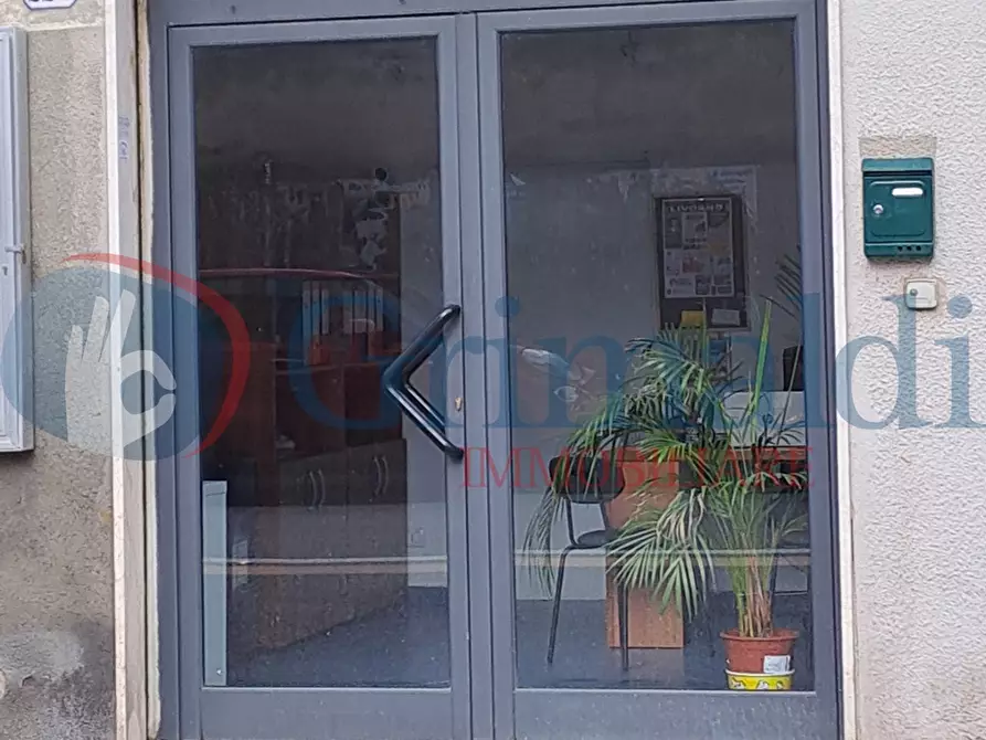 locale di sgombero in vendita a Livorno