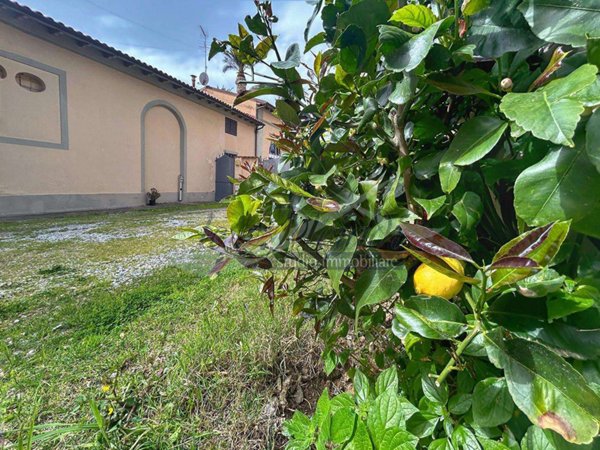 casa indipendente in vendita a Livorno