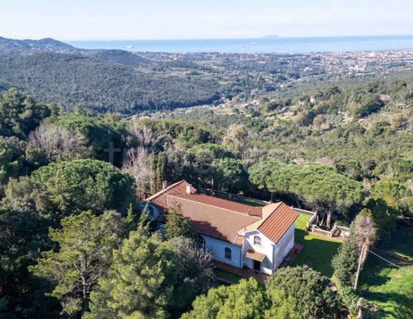 casa indipendente in vendita a Livorno in zona Valle Benedetta
