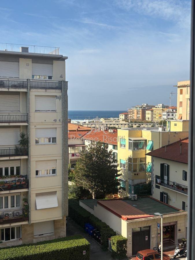 appartamento in vendita a Livorno in zona Lungomare