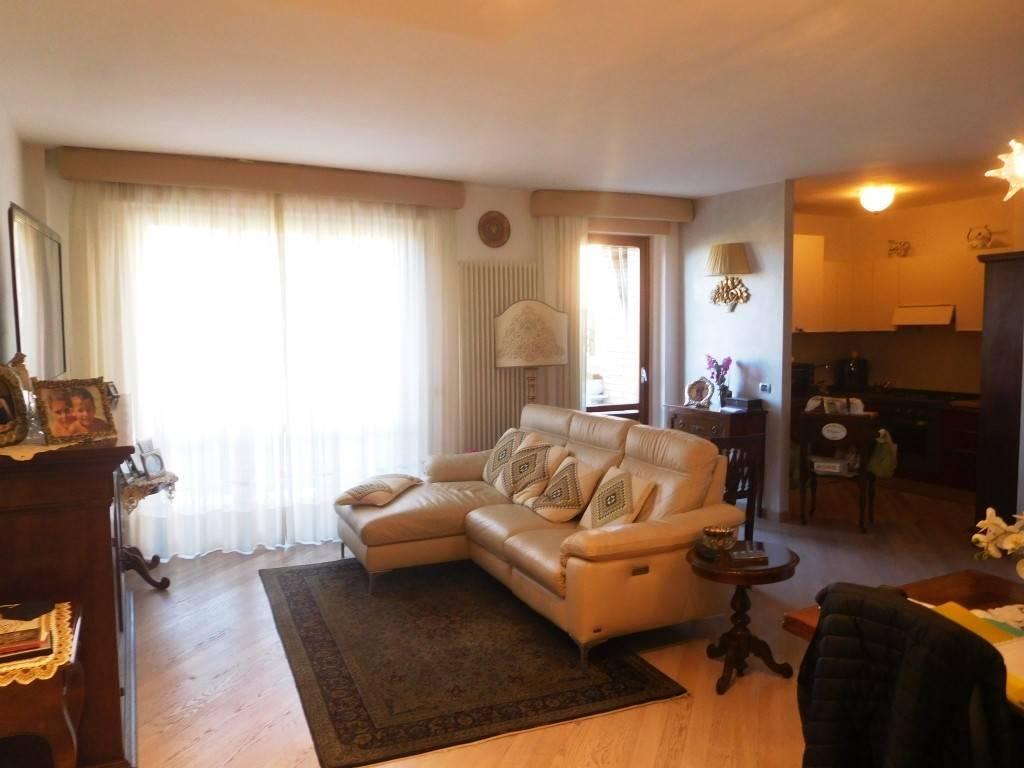 appartamento in vendita a Livorno in zona Antignano