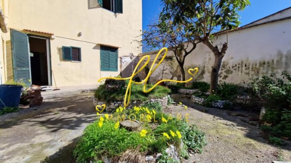 casa indipendente in vendita a Livorno