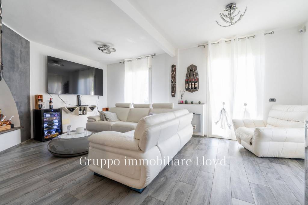 casa indipendente in vendita a Livorno in zona Ardenza