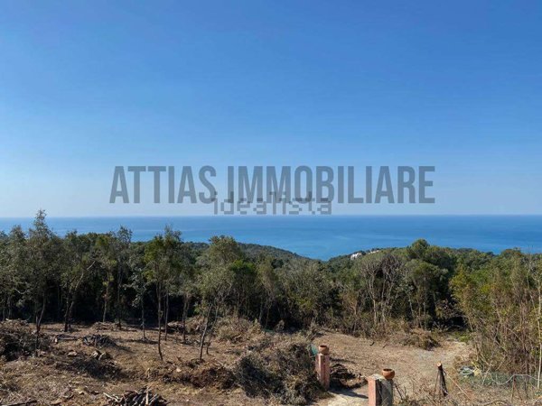 casa indipendente in vendita a Livorno in zona Poggio