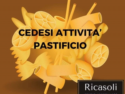 negozio in vendita a Livorno in zona Centro Città