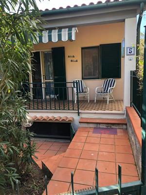casa indipendente in vendita a Livorno