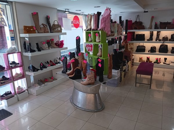 locale di sgombero in vendita a Livorno in zona Centro Città