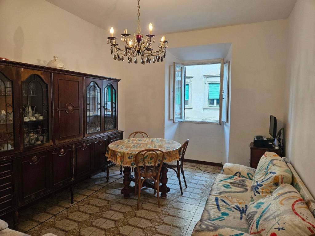 appartamento in vendita a Livorno in zona Centro Città