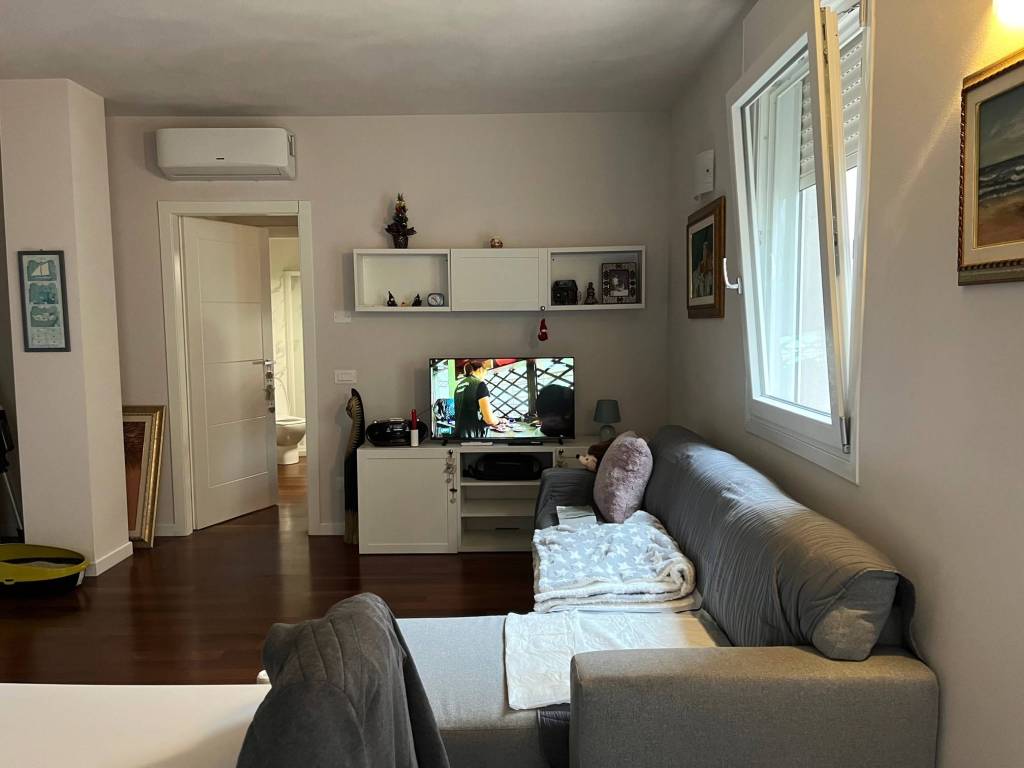 appartamento in vendita a Livorno