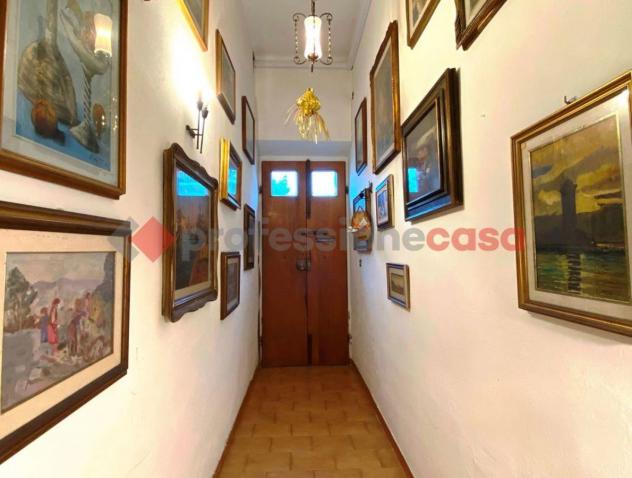 casa indipendente in vendita a Livorno in zona Antignano