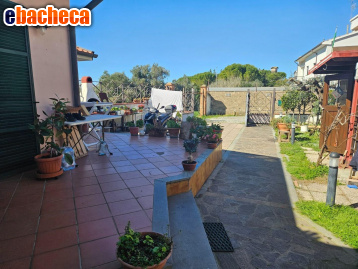 appartamento in vendita a Livorno in zona Montenero