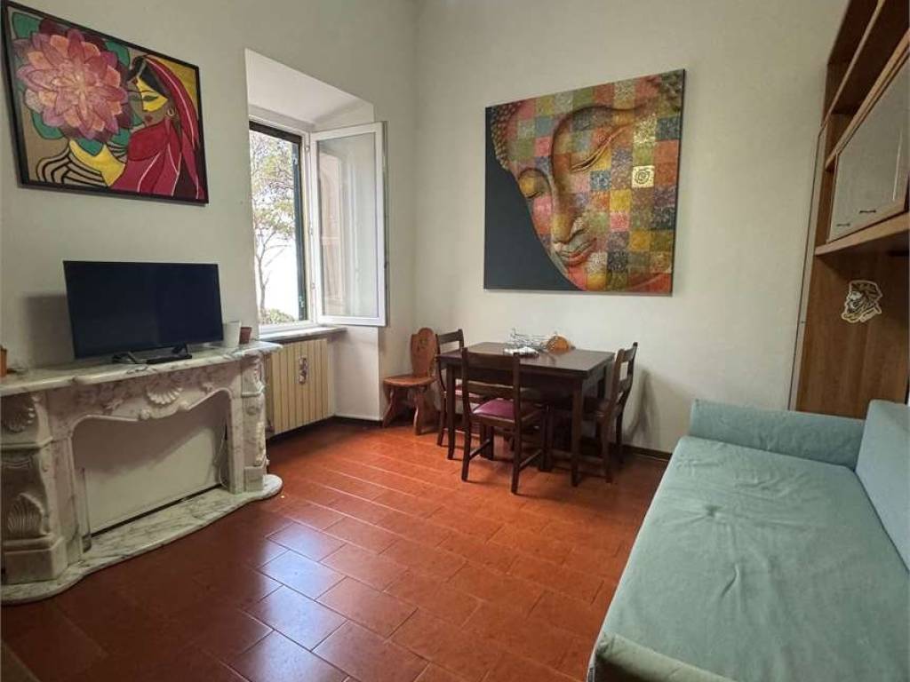 appartamento in vendita a Livorno in zona Montenero