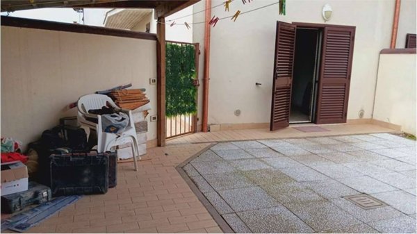 casa indipendente in vendita a Livorno in zona Antignano