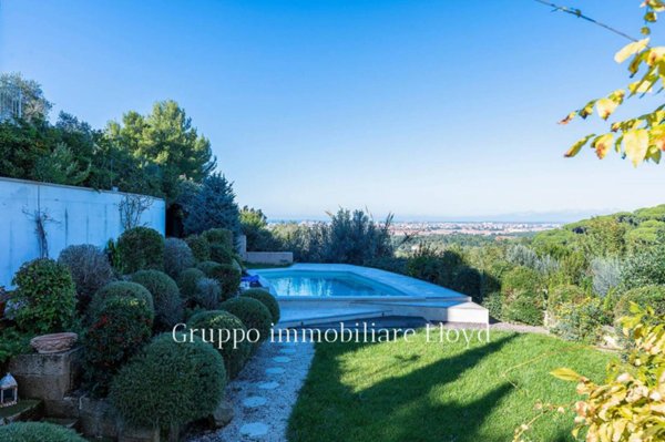 casa indipendente in vendita a Livorno in zona Stillo