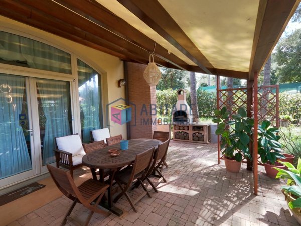 casa indipendente in vendita a Livorno in zona Quercianella