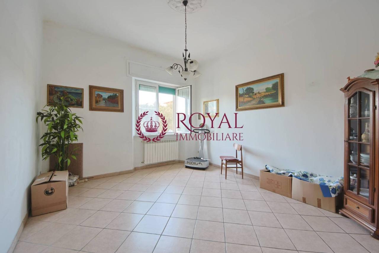 appartamento in vendita a Livorno in zona Stazione