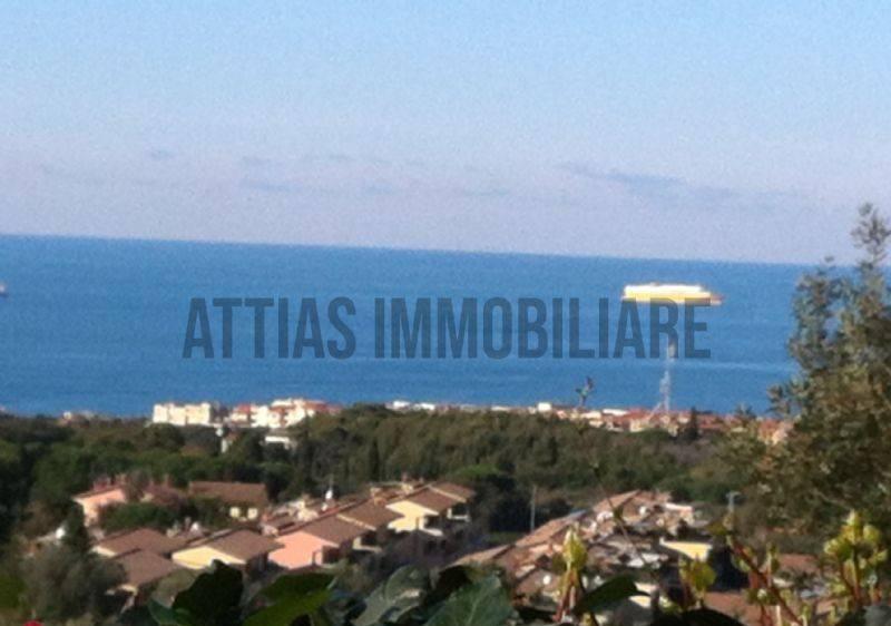 casa indipendente in vendita a Livorno in zona Montenero