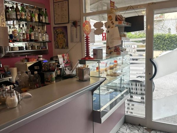 negozio in vendita a Livorno