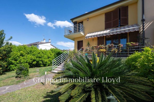 casa indipendente in vendita a Livorno in zona Stillo