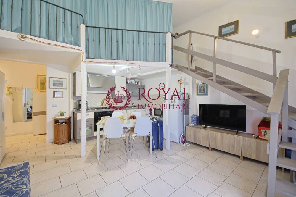 appartamento in vendita a Livorno in zona Centro Città