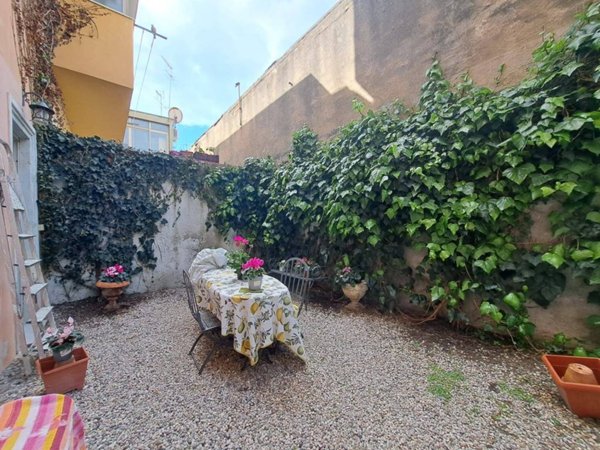 appartamento in vendita a Livorno in zona Stazione