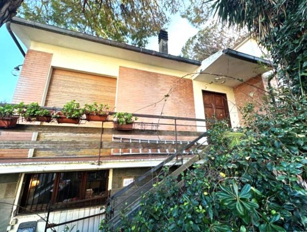 casa indipendente in vendita a Livorno in zona Antignano