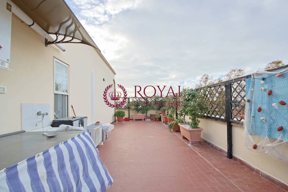 appartamento in vendita a Livorno in zona Centro Città