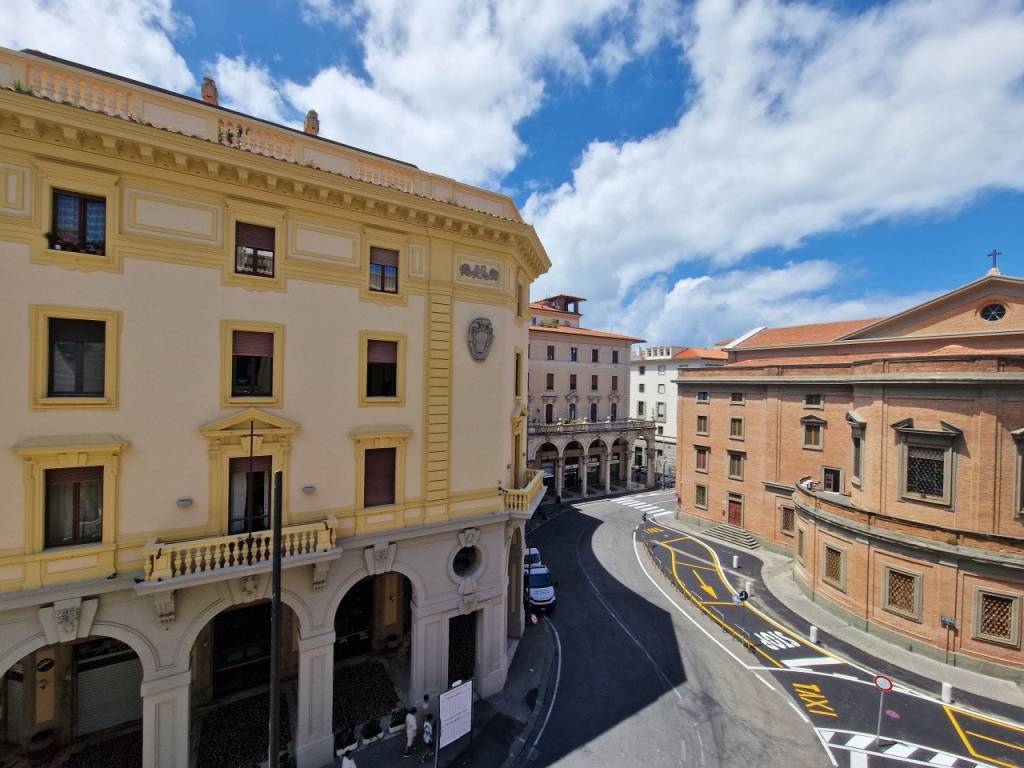 ufficio in vendita a Livorno