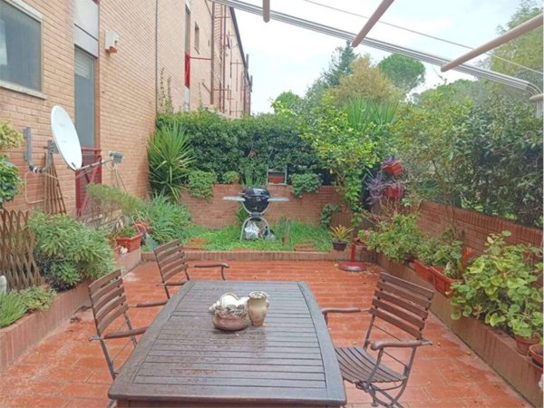 appartamento in vendita a Livorno in zona Limoncino