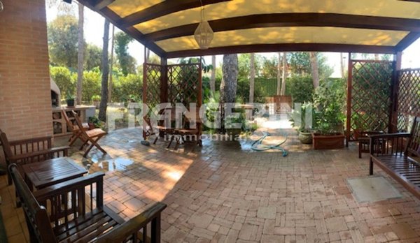 casa indipendente in vendita a Livorno in zona Quercianella