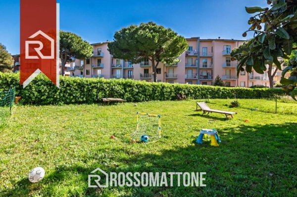 appartamento in vendita a Livorno in zona Antignano