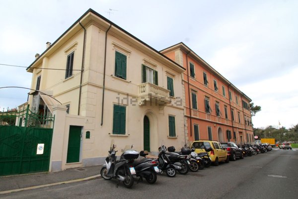 appartamento in vendita a Livorno in zona Stazione