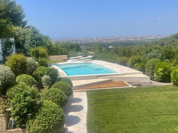 casa indipendente in vendita a Livorno in zona Limoncino